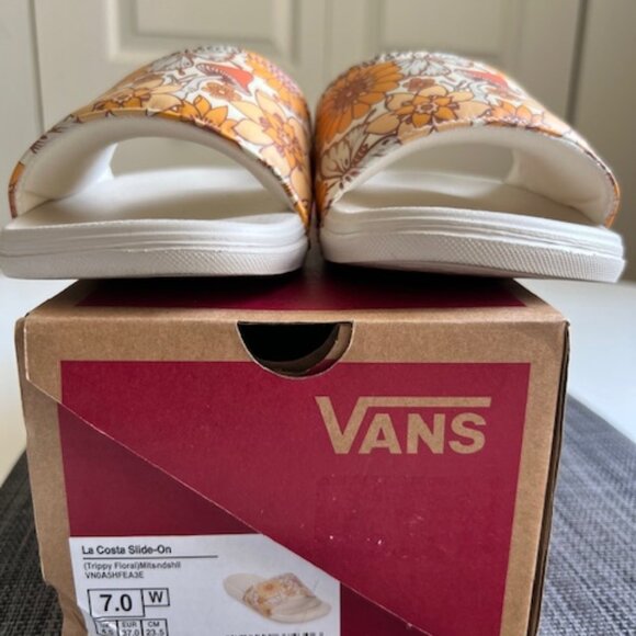 Vans La Costa Slide-On Trippy Floral Sandal. Orange & white, w7, worn 1x, in box - Picture 2 of 7